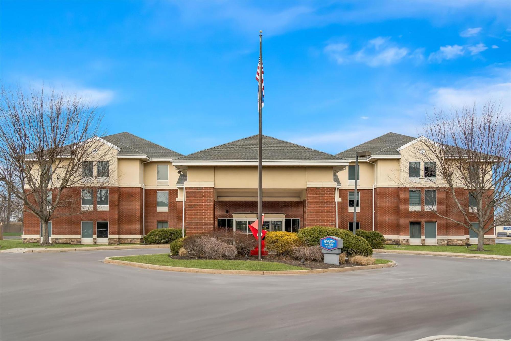 Hampton Inn & Suites Newtown Yardley Екстериор снимка